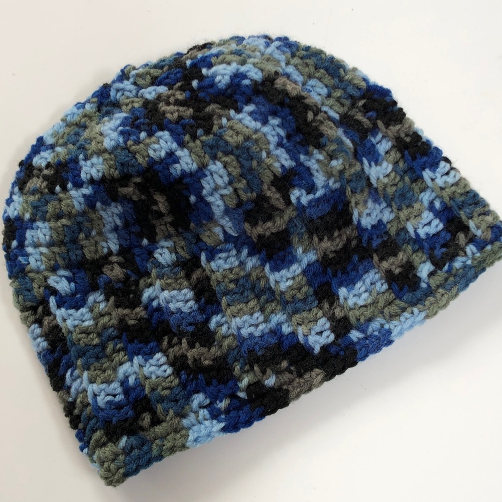 Lady’s winter beanie hat New hand crochet by me
